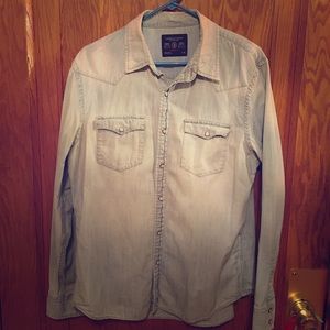 American Eagle Outfitters Denim Shirt!